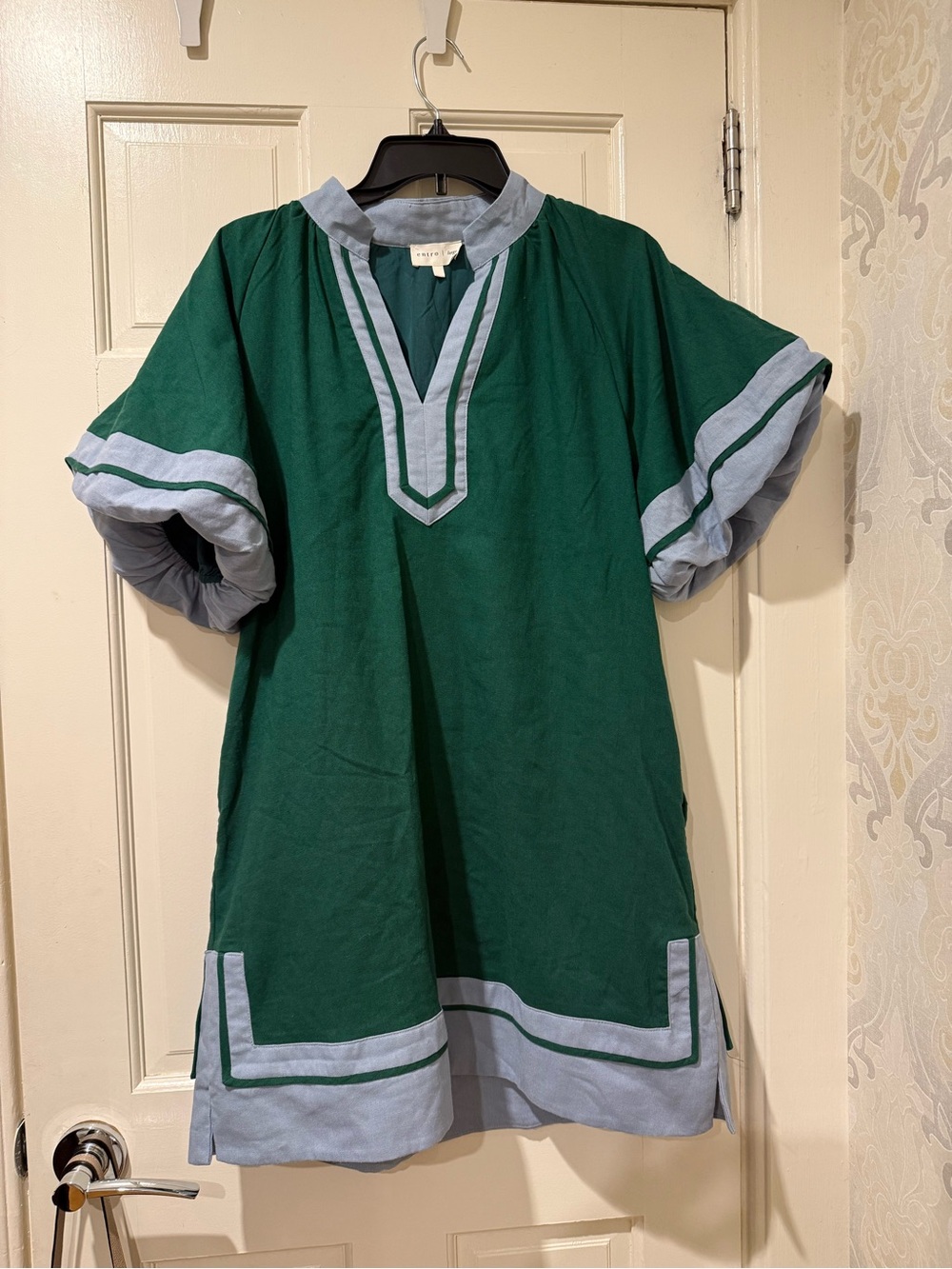 entro “Made it Work” Green Linen Blend Mini Dress
